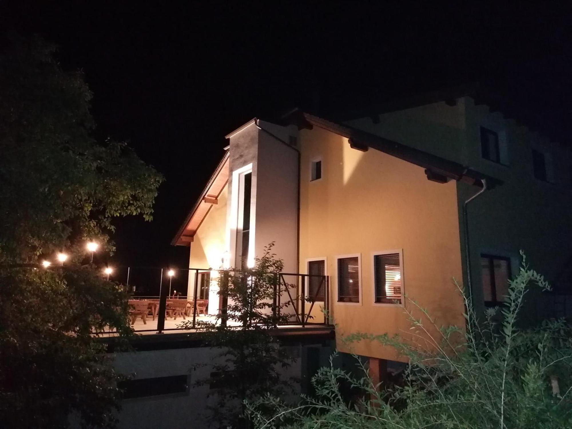 Gasthof Zur Donaubruecke Ardagger Markt Dış mekan fotoğraf